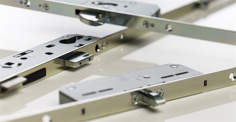 184 822x425 Door Mechanisms
